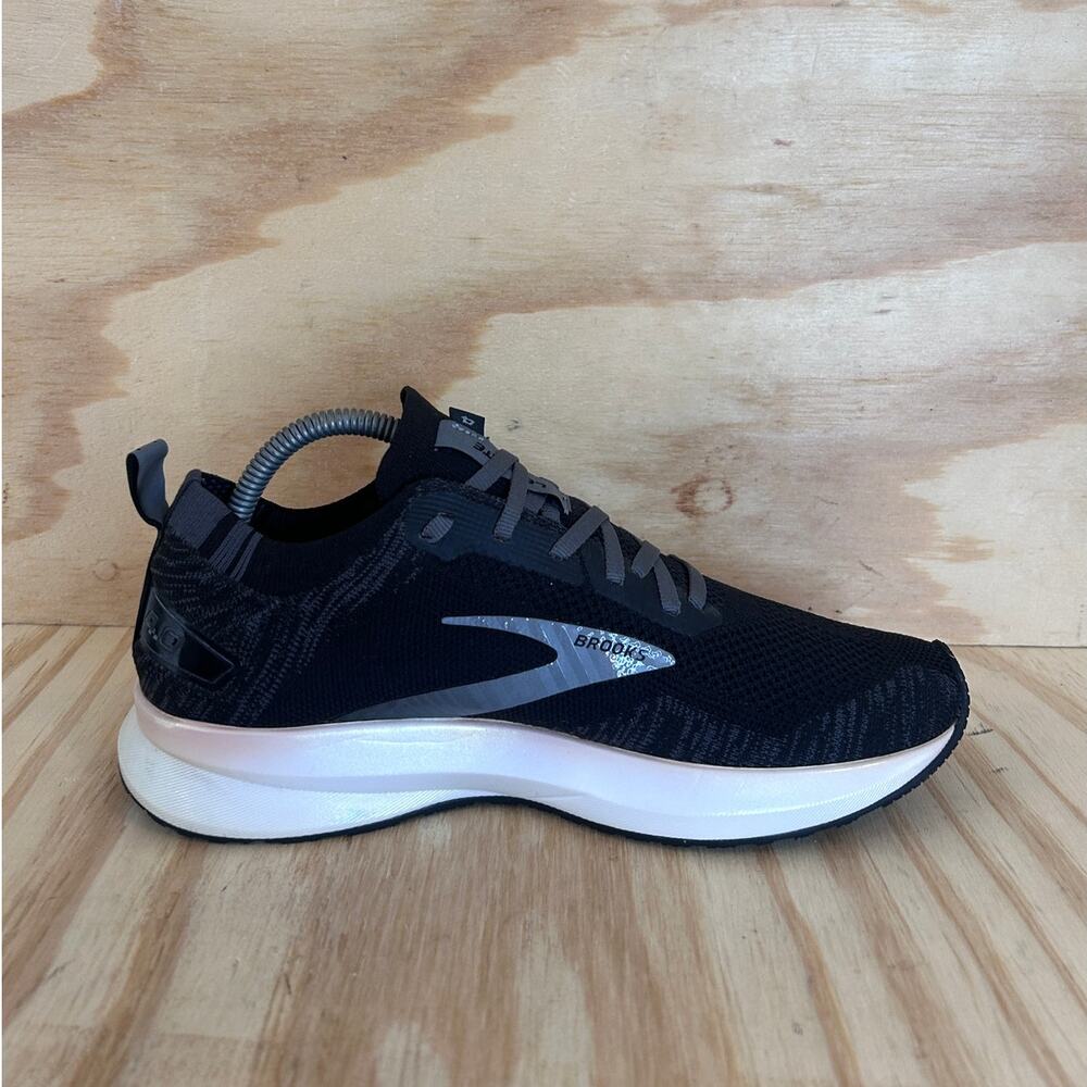 Brooks - Levitate 4 - Running Shoes - Black - Women's - 9.5(B) - 1203351B012 - Picture 5 of 9